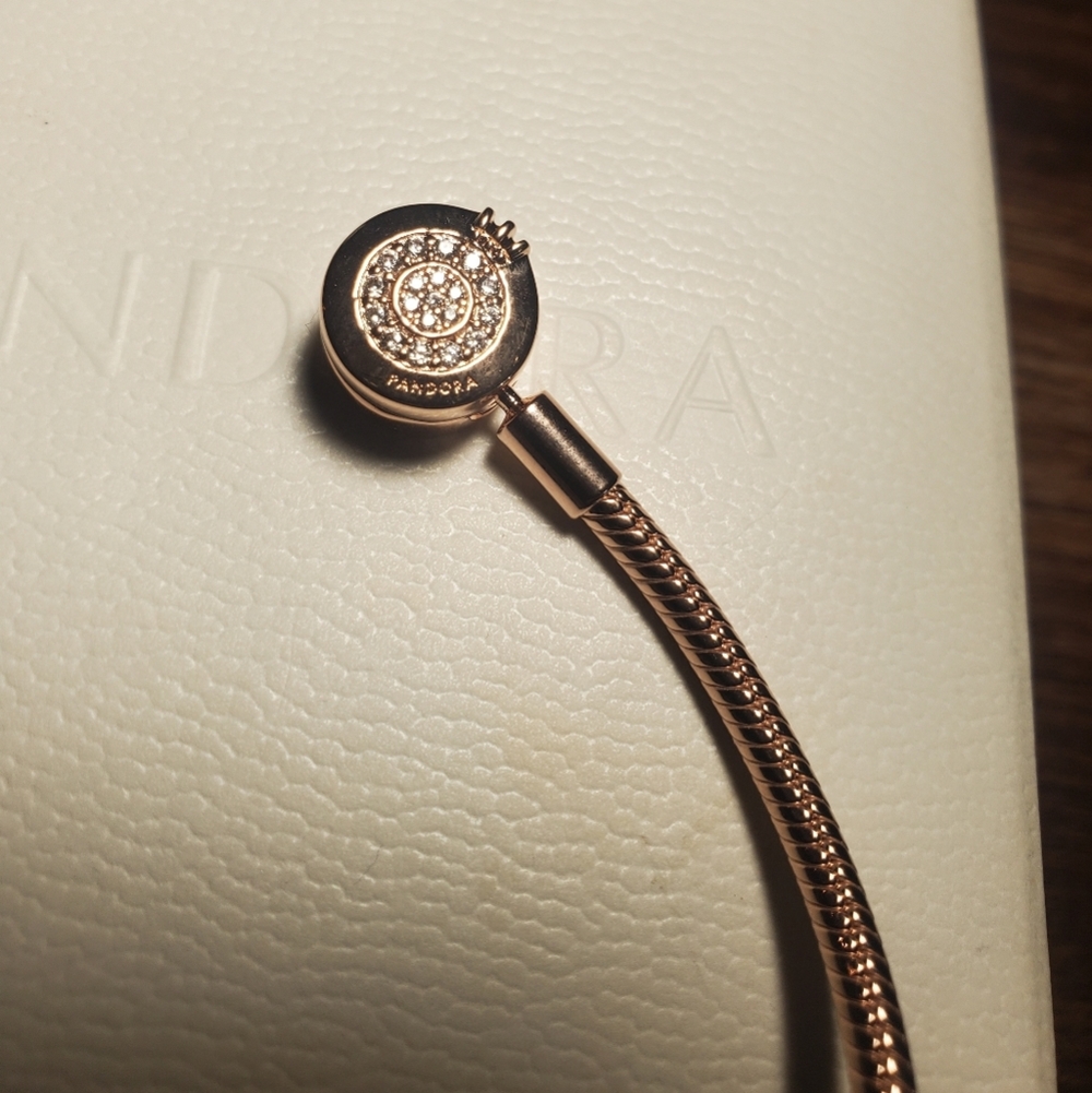 Pandora Moments Sparkling Crown O Snake Chain Bracelet - Picture 7 of 10
